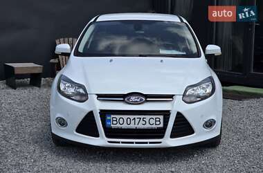 Седан Ford Focus 2011 в 