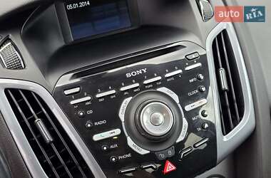 Седан Ford Focus 2011 в 