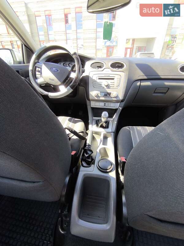 Седан Ford Focus 2008 в Днепре