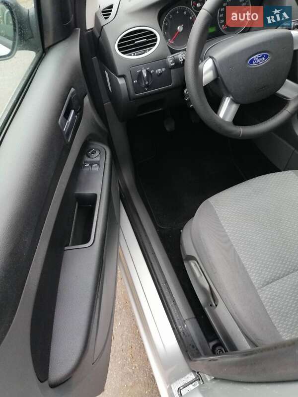 Универсал Ford Focus 2007 в Малине фото 6 Универсал Ford Focus 2007 в Малине