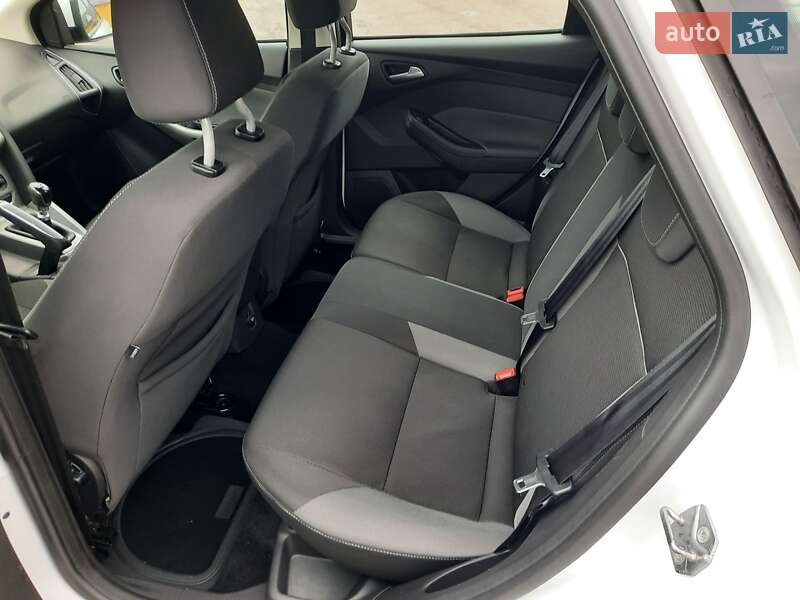 Универсал Ford Focus 2011 в Ровно