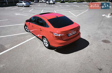 Седан Ford Focus 2013 в 