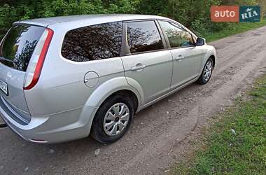 Универсал Ford Focus 2010 в 