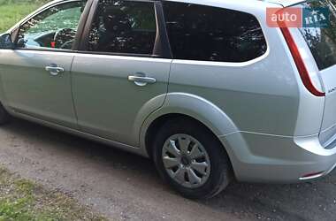 Универсал Ford Focus 2010 в 