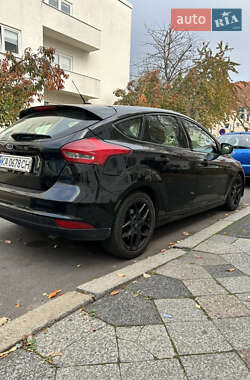 Хэтчбек Ford Focus 2016 в 
