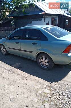 Седан Ford Focus 2001 в Перегинском
