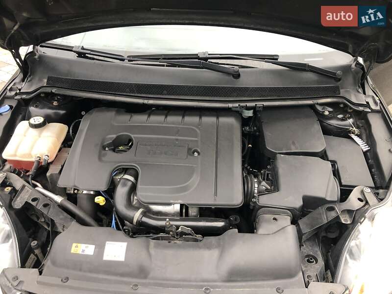 Универсал Ford Focus 2010 в Мукачево