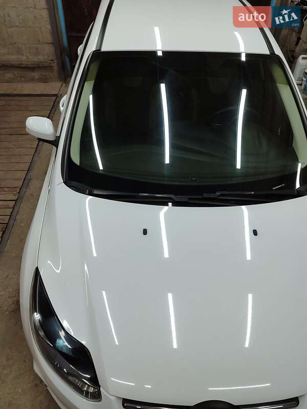 Хетчбек Ford Focus 2013 в Синельниковому