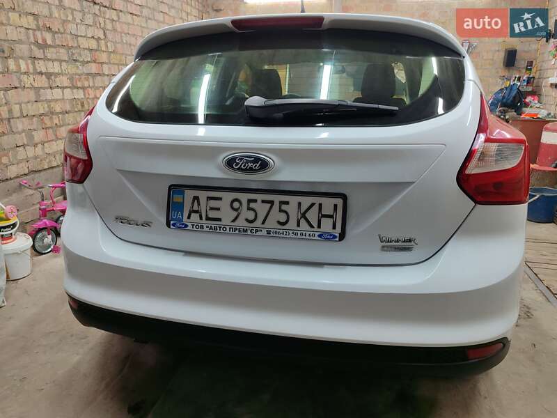 Хетчбек Ford Focus 2013 в Синельниковому