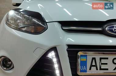 Хетчбек Ford Focus 2013 в 