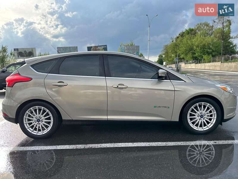 Хетчбек Ford Focus 2015 в Вінниці фото 11 Хетчбек Ford Focus 2015 в Вінниці