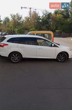 Универсал Ford Focus 2012 в 