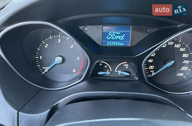 Універсал Ford Focus 2011 в 