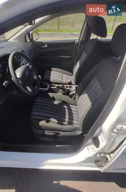 Универсал Ford Focus 2009 в 