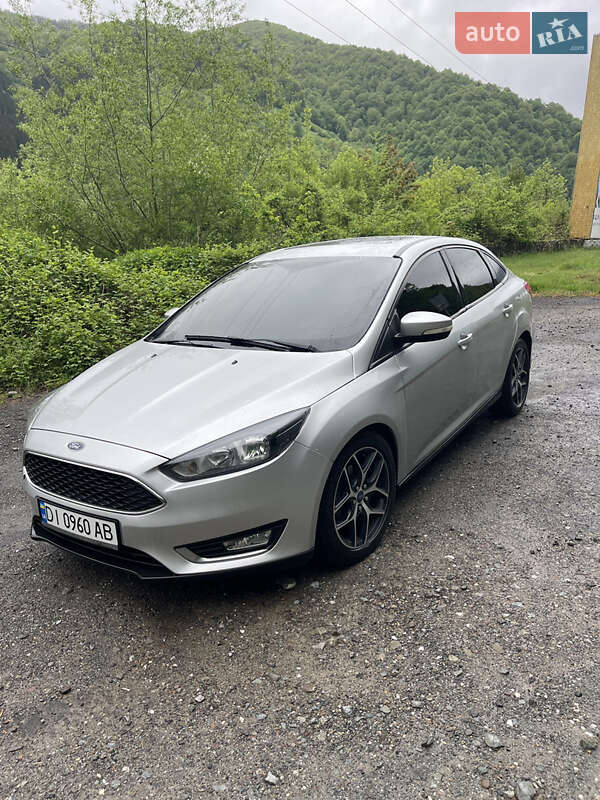 Седан Ford Focus 2017 в 