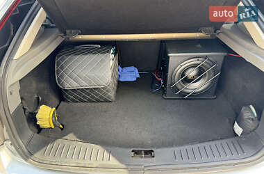 Хэтчбек Ford Focus 2010 в 