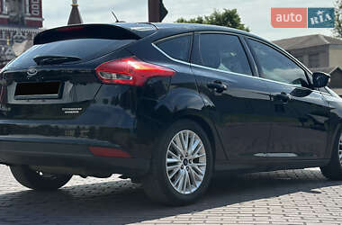Хетчбек Ford Focus 2015 в 