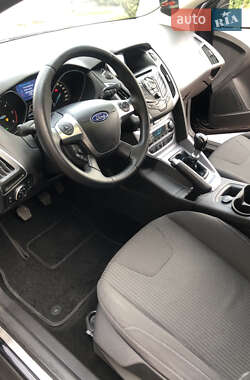 Универсал Ford Focus 2013 в 