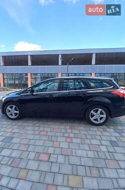 Универсал Ford Focus 2013 в 