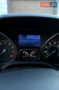 Седан Ford Focus 2012 в 