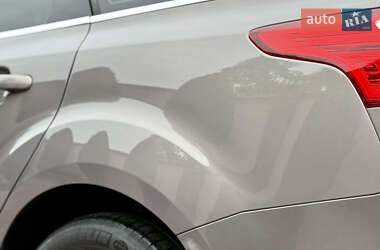 Универсал Ford Focus 2012 в 