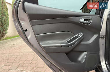 Универсал Ford Focus 2012 в 