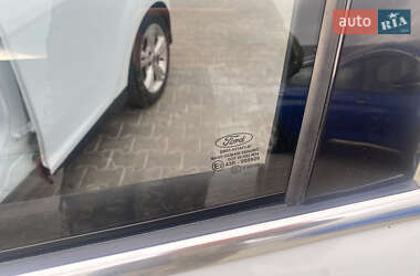 Хэтчбек Ford Focus 2013 в 