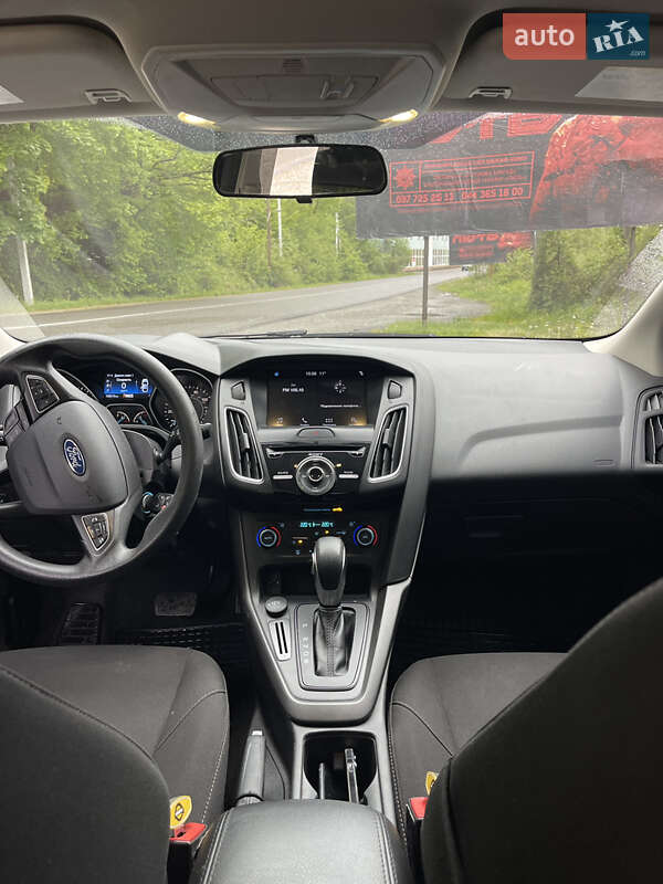 Седан Ford Focus 2017 в Рахове