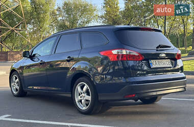 Универсал Ford Focus 2013 в 