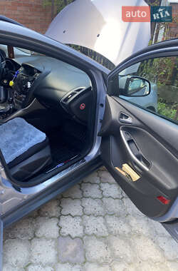 Универсал Ford Focus 2013 в 