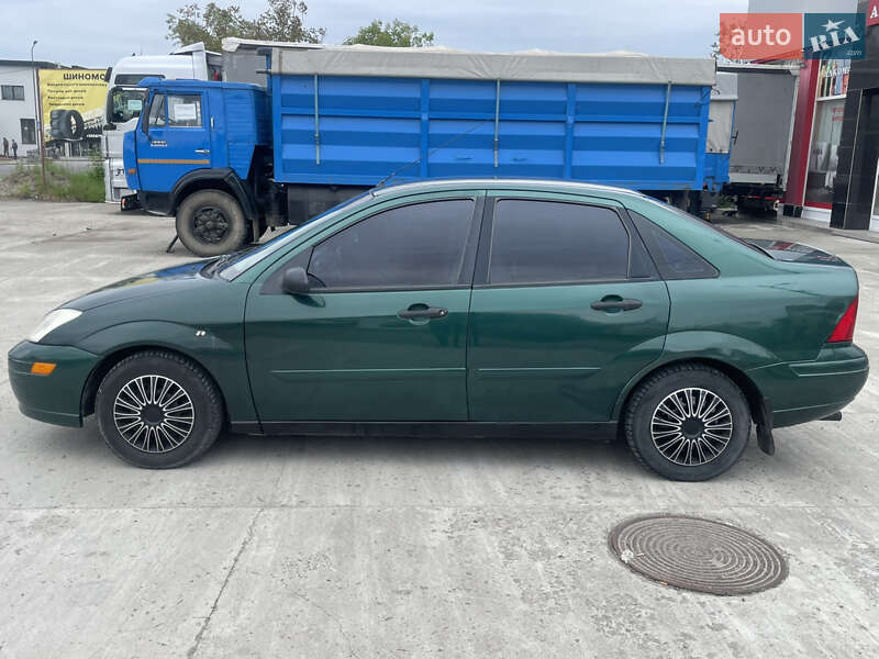 Седан Ford Focus 2000 в Солотвине