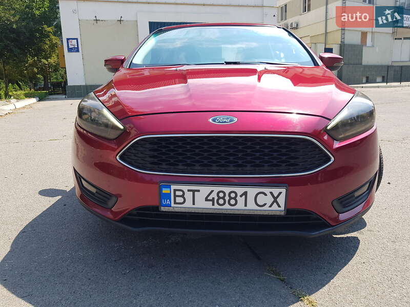 Седан Ford Focus 2016 в 