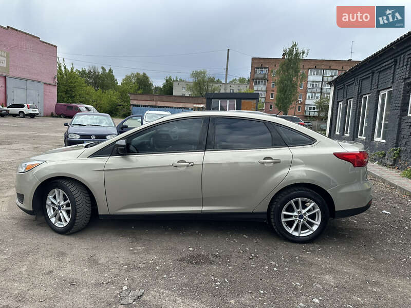 Седан Ford Focus 2015 в Ніжині
