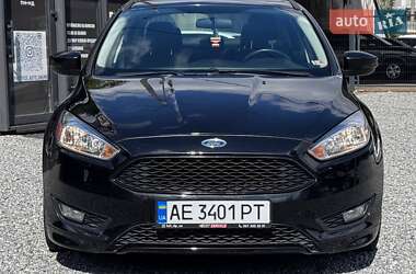 Седан Ford Focus 2015 в 