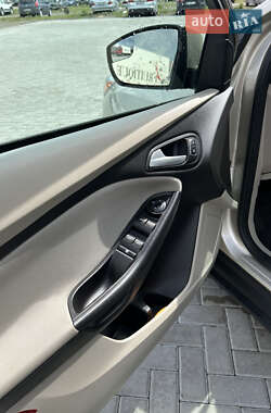 Седан Ford Focus 2017 в 