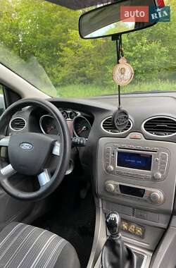 Універсал Ford Focus 2010 в Нововолинську