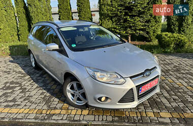 Универсал Ford Focus 2011 в 