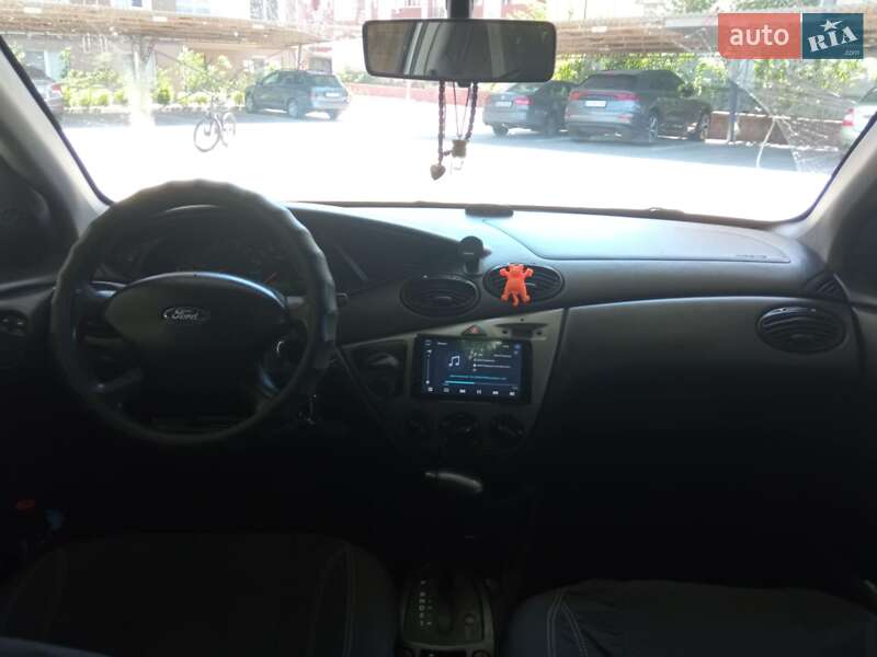 Ford Focus 2003