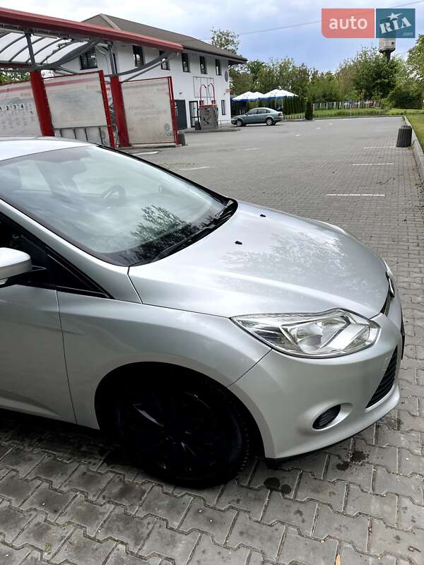 Седан Ford Focus 2013 в Виннице