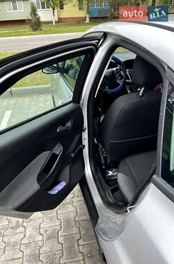 Седан Ford Focus 2013 в 