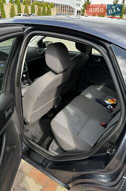 Хетчбек Ford Focus 2007 в 