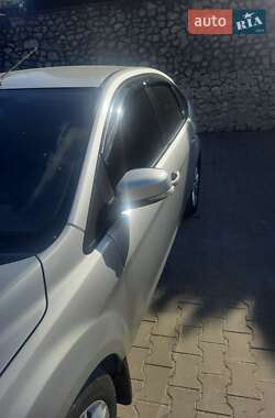 Хэтчбек Ford Focus 2009 в 