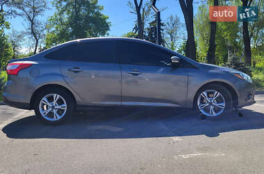 Седан Ford Focus 2013 в 