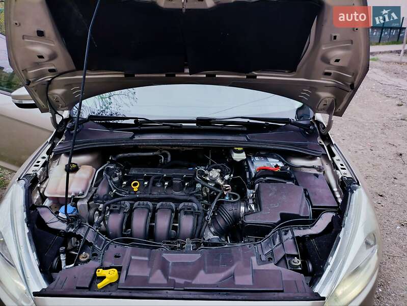 Седан Ford Focus 2016 в Дніпрі