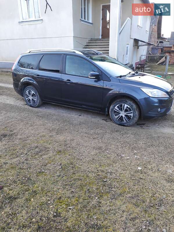Универсал Ford Focus 2010 в Монастыриске