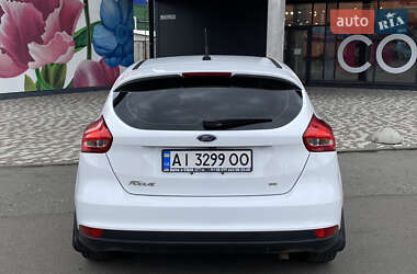 Хетчбек Ford Focus 2016 в 