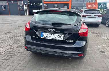 Хэтчбек Ford Focus 2013 в 