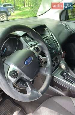 Седан Ford Focus 2013 в 
