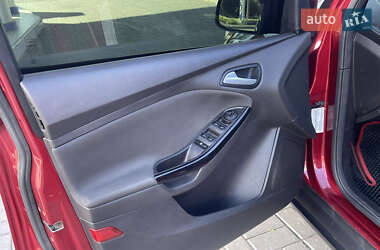 Седан Ford Focus 2014 в 