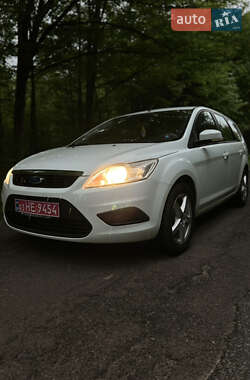 Ford Focus 2010 Ford Focus 2010